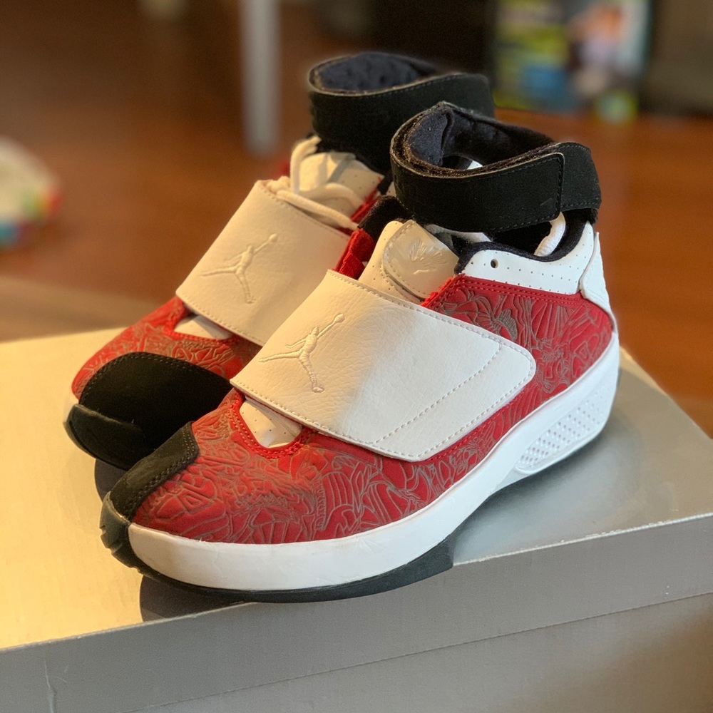 *SOLD* Jordan 20’s -2005 - Picture 2 of 5